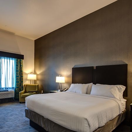Holiday Inn Express & Suites Gatesville - N. Ft Hood By Ihg Exterior foto